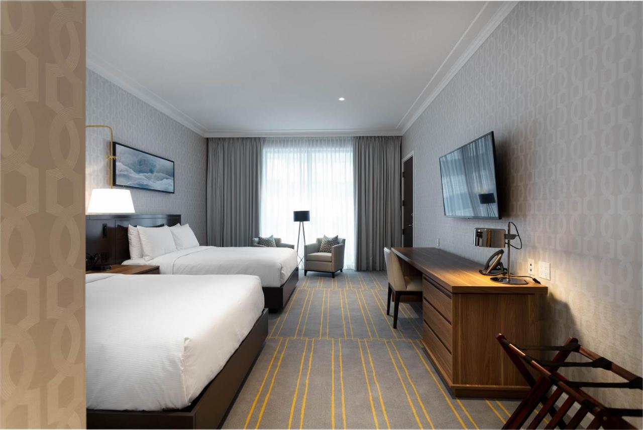 Sutton Place Hotel Торонто Екстериор снимка